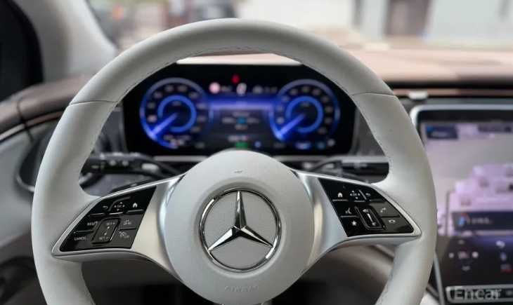 Mercedes-Benz EQE 350 SUV
