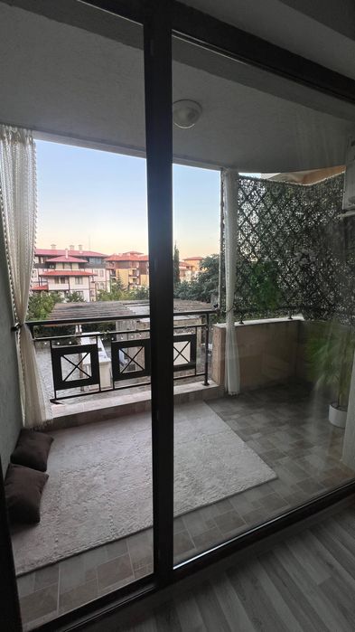 Дава се под наем Двустаен апартамент в Свети Влас - 60 кв.м за 300 € - Снимка #3