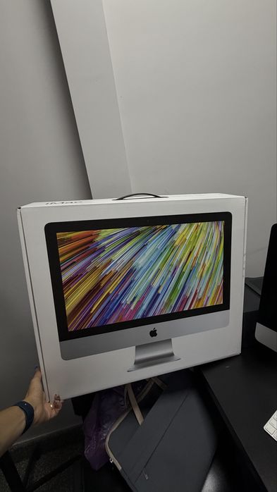 Моноблок Apple iMac 21.5"