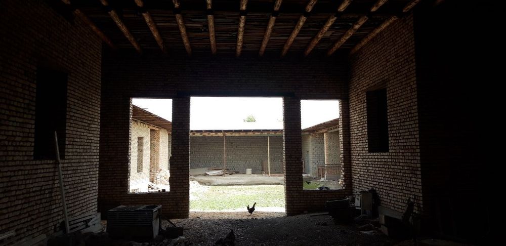 Ховли ,уй ,жой сотилади