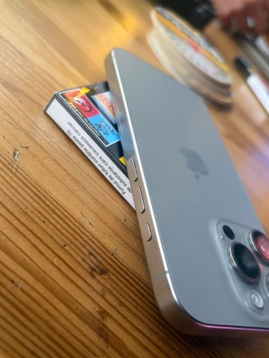 IPhone 15 pro Gb 128