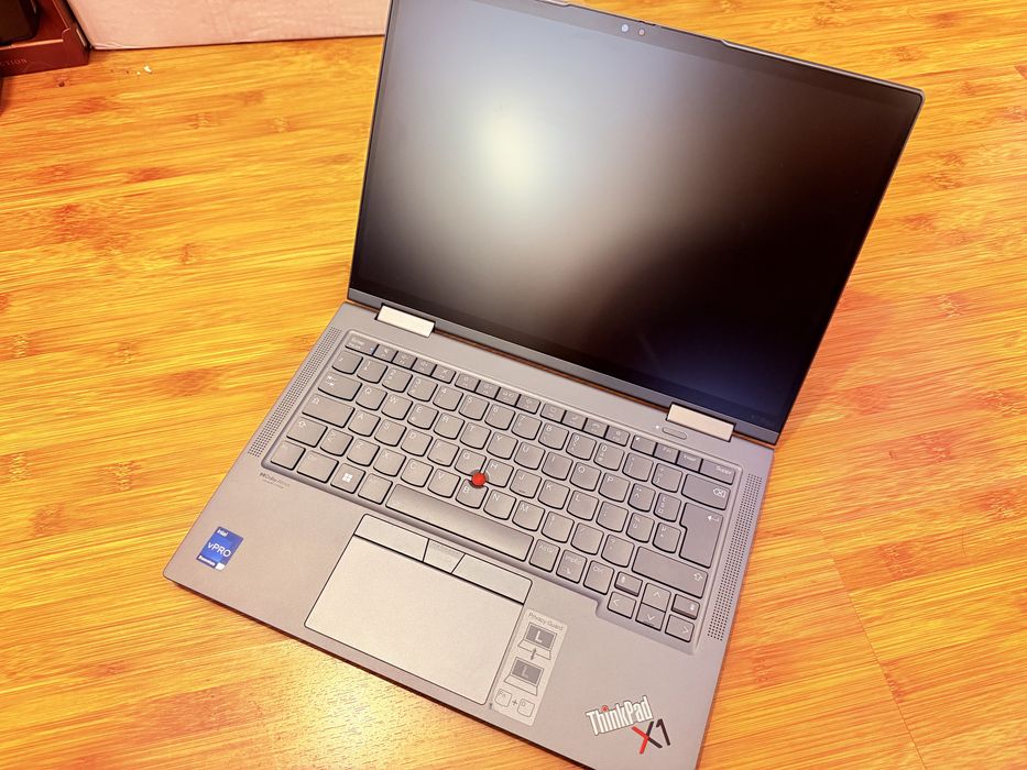 Laptop Lenovo X1 Yoga Gen 7 i7 1265U 32GB RAM, Privacy Display