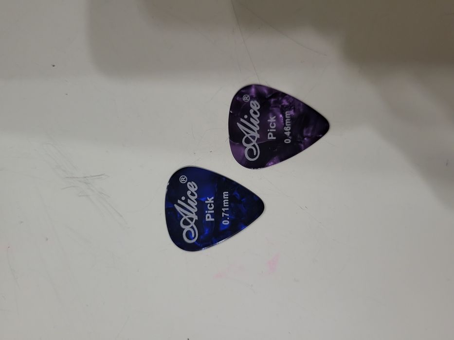 Акустическая гитара Adagio