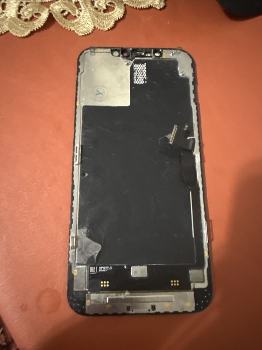 iPhone 12 pro max экран