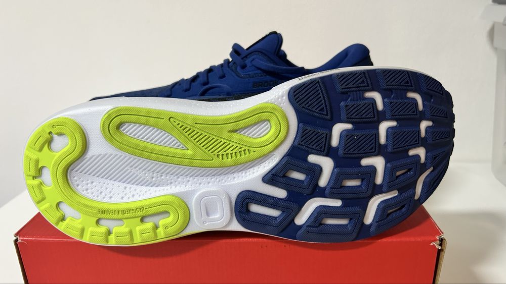 Brooks Adrenaline Gts24 nr 45 alergare jogging adidasi fittnes running