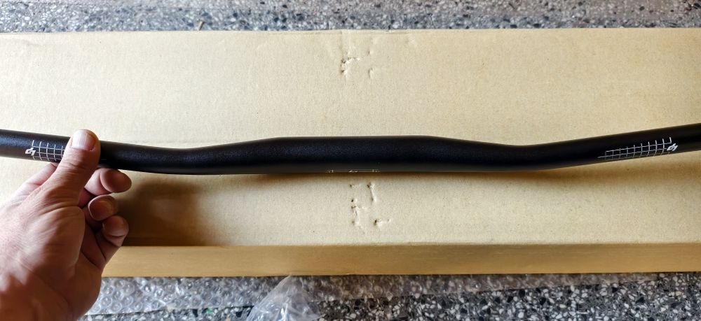 Кормило Lapierre Racing Components 31.8x760mm Черно