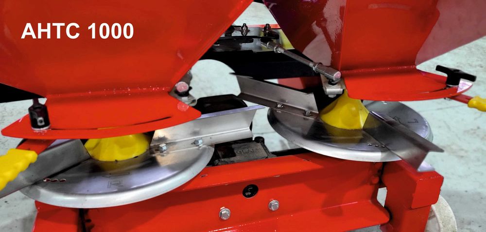 Разбрасыватель минеральных удобрений Прицепные и навесные Турция