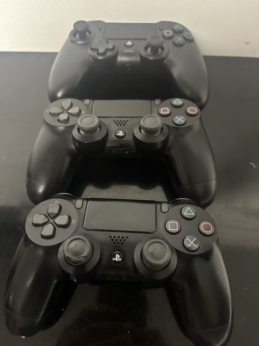 Se vinde ps 4 pro cu memorie de 1T foarte putin folosit