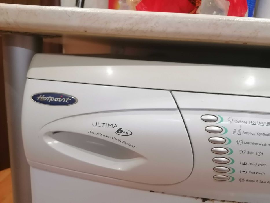 Пералня hotpoint вход топла вода