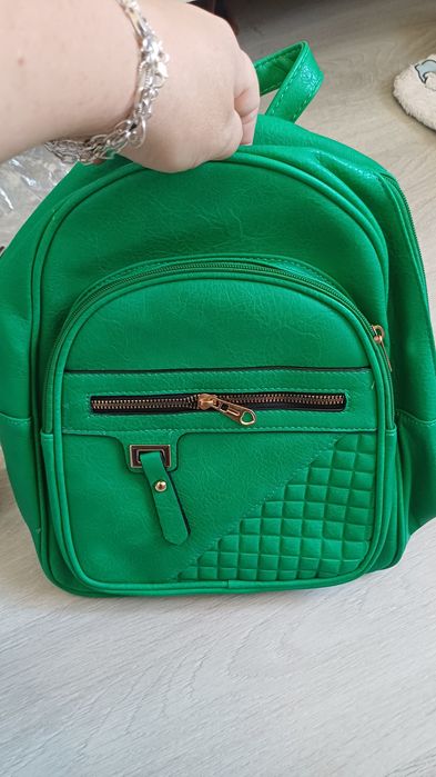 Rucsac verde pentru femei