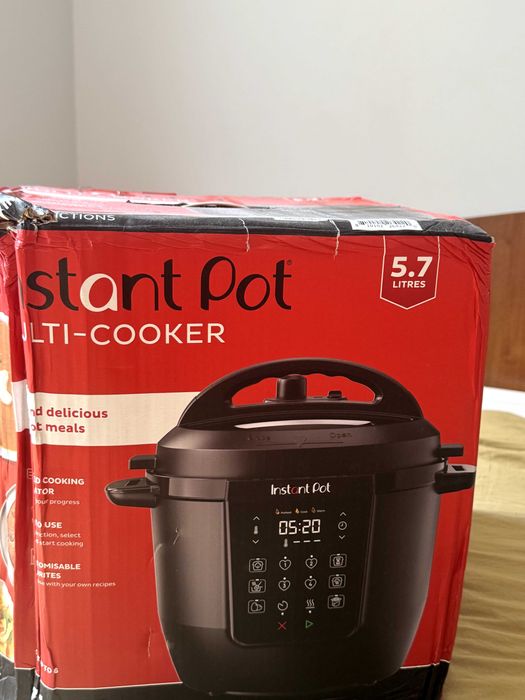 Instant Cooking Pot 5.7L