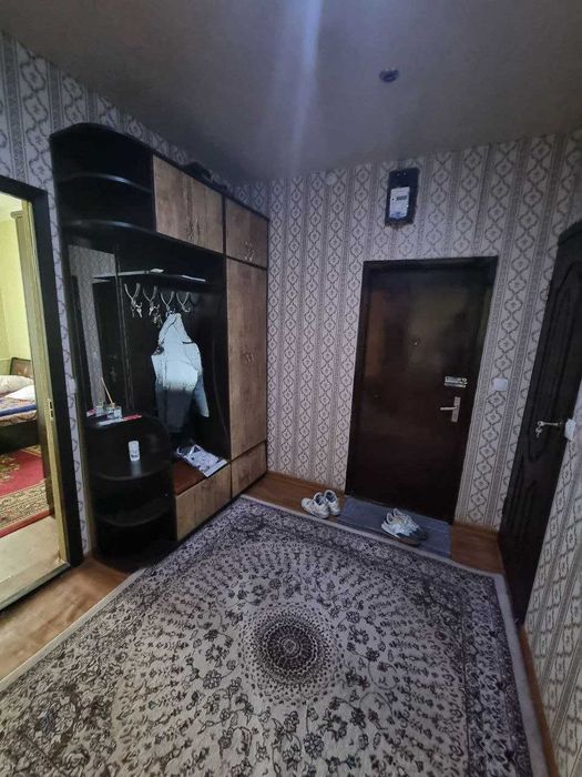 Srochna uy sotiladi