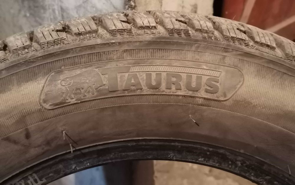 Продавам 1 брой зимна гума 195.65.15 дот 2020 Tarus