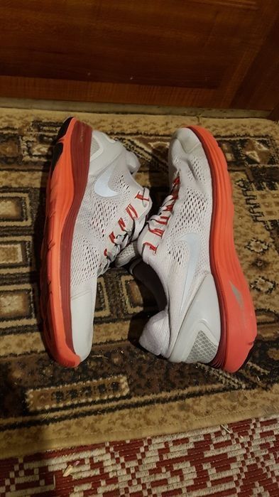 Adidasi Nike 48.5cm