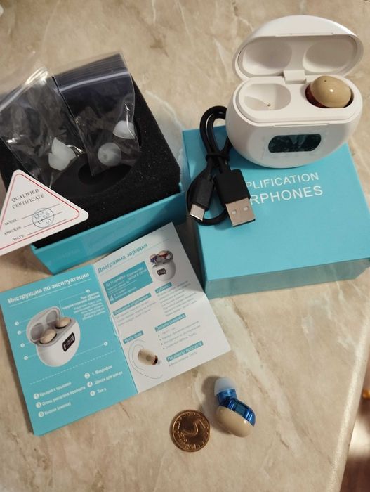 Слухов апарат мини със зарядна станция литиево-йонна батерия Li-ion