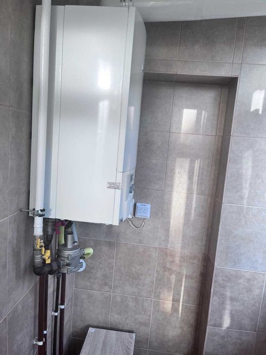 Apartament 2 camere de inchiriat decomandate Dezrobirii renovat et 1 centrala utilat