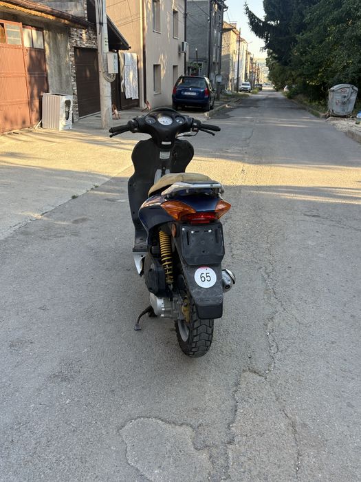 Honda SZX50X скутер