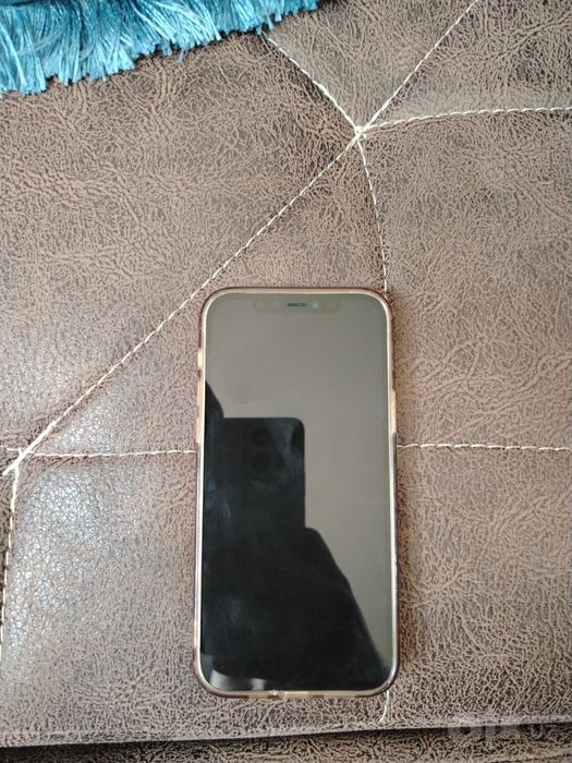 iphone 12 rangi oq
