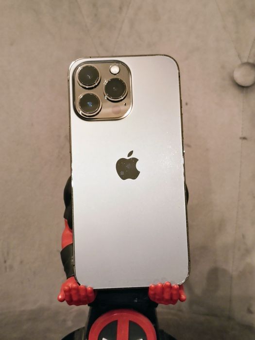 iPhone 13 pro 128GB Silver