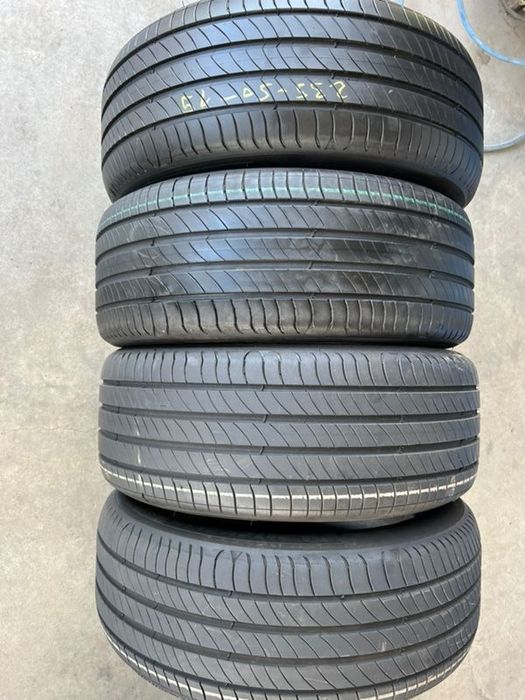 vând 4 anvelope 235/50/19 Michelin de vară ca noi