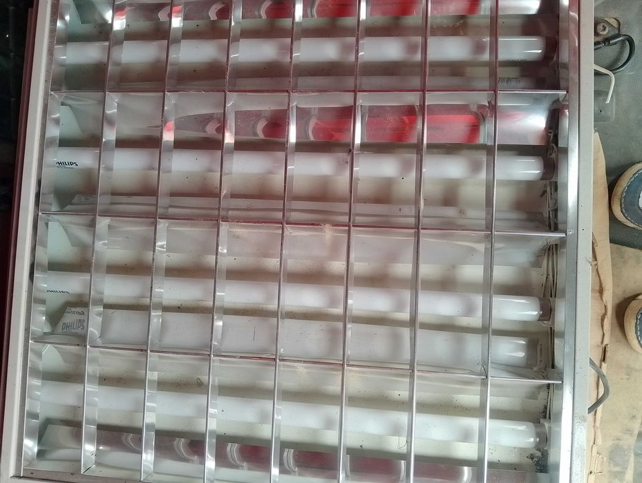 Продавам светещ панел за вграждане