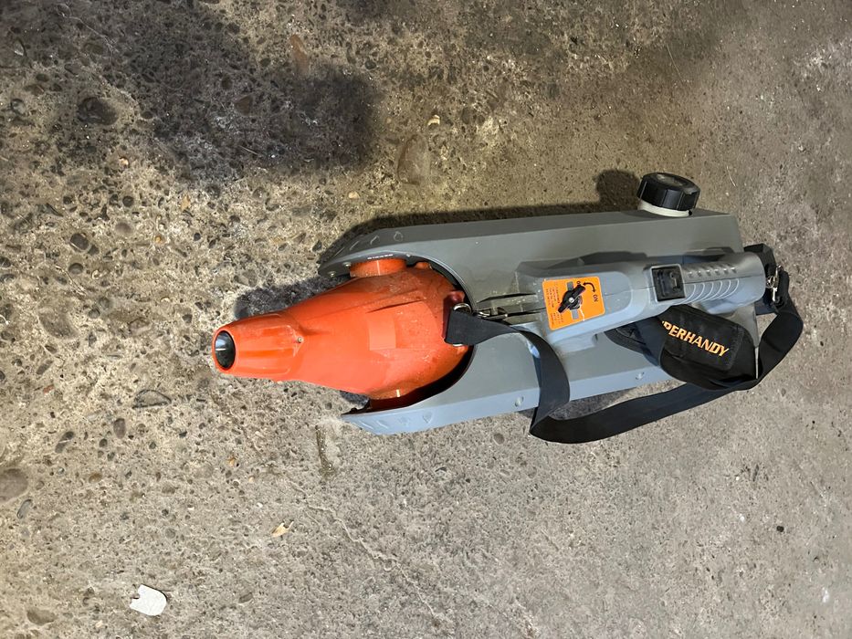 Pompa de stropit pomi cu acumulator