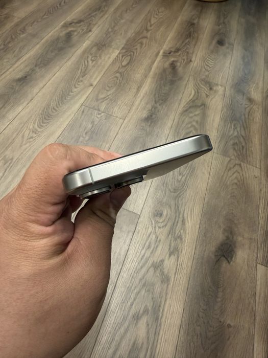 I phone 16 pro max 512 Гб