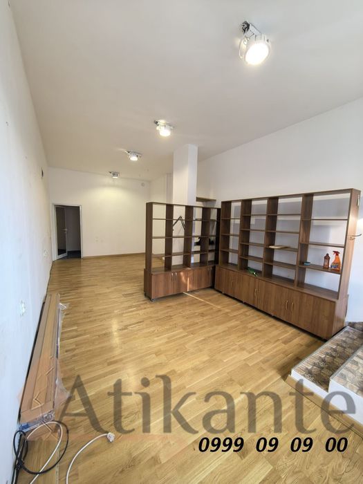 Магазин в София-Овча Купел площ 42 цена 550