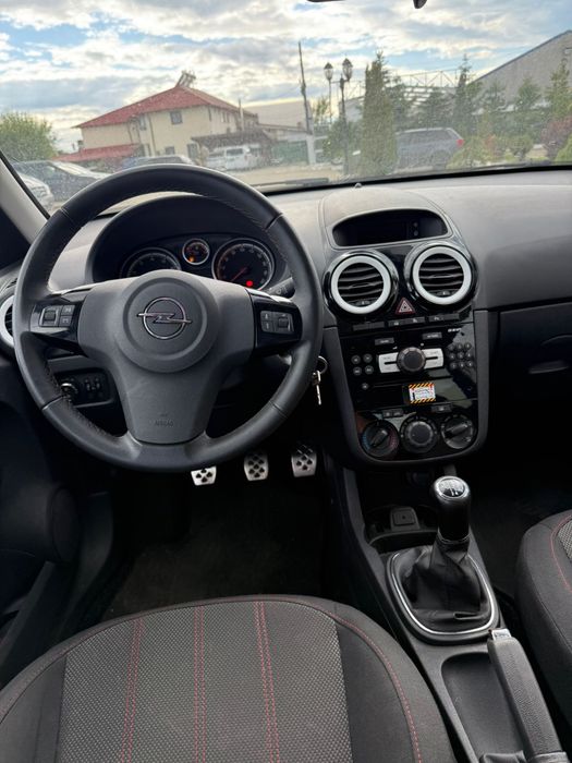 Opel Corsa 1.3CDTI //2013// 200000km