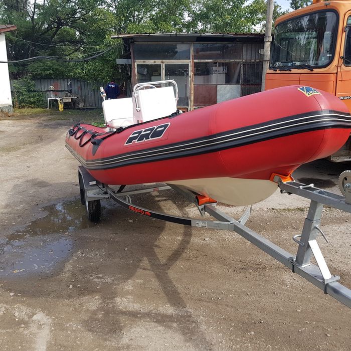 Лодка Зодиак про2