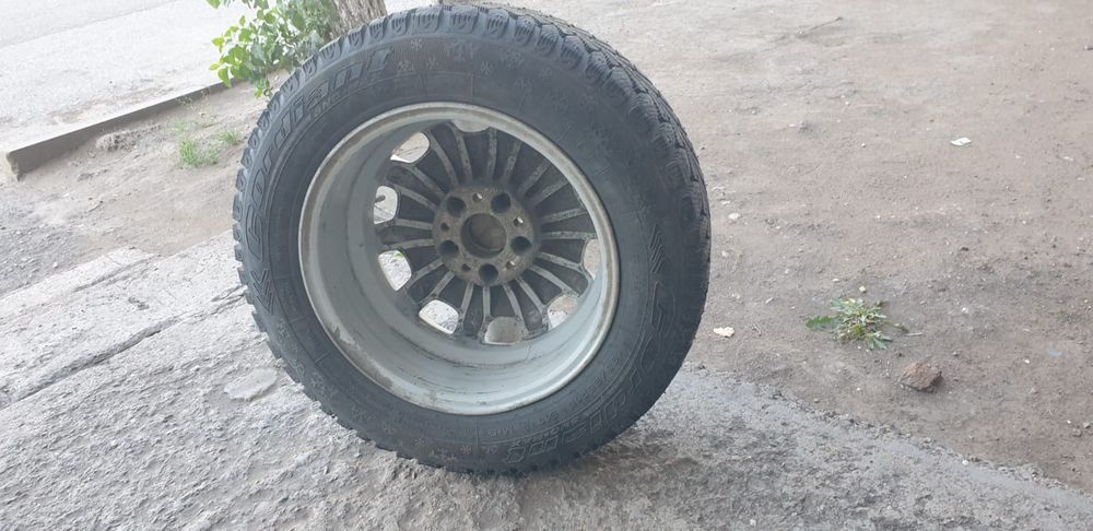Продам диски и резина на 15