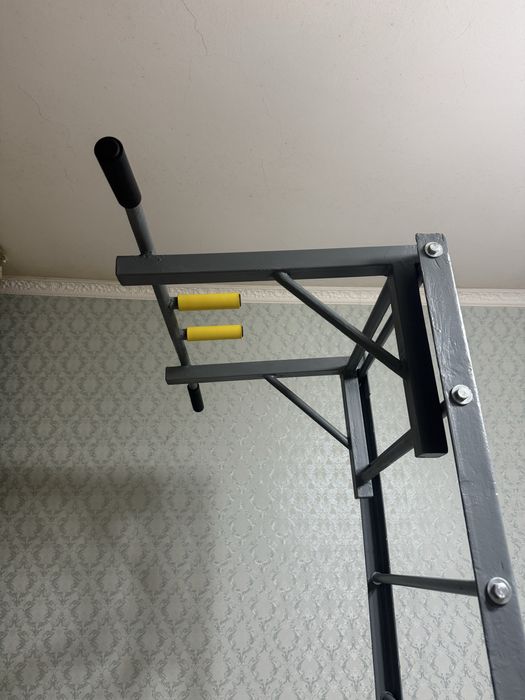 Тренажер турник для здоровье