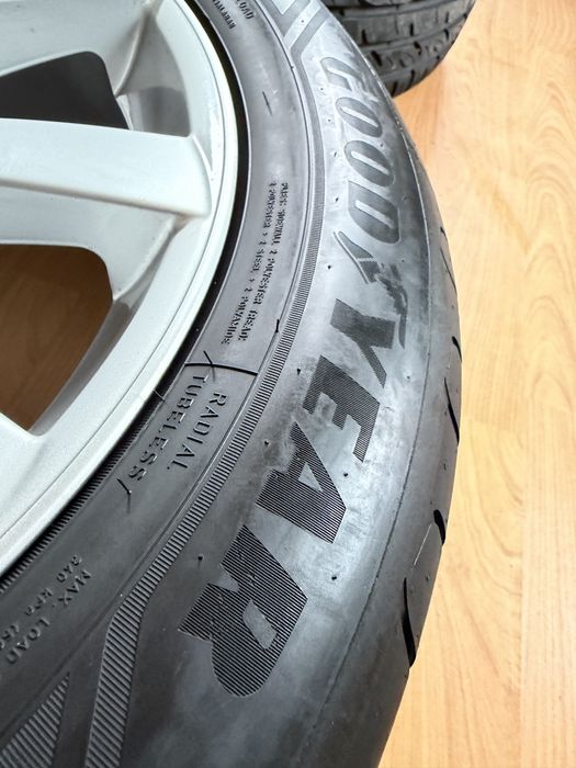 Set 4x Anvelope ca noi Volvo XC60 Mercedes GLC modelul nou 235 55 19 profil 8mm
