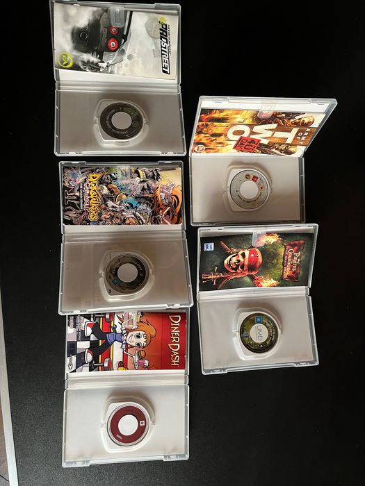 Продавам игри за PSP