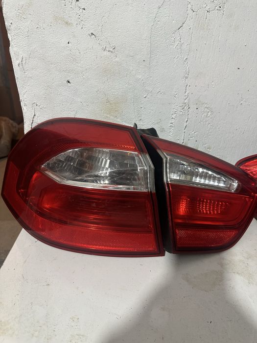 Задние фонари на KIA Rio