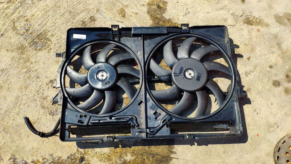 Очиларка вентилатори радиатор интеркулер за Ауди Audi A4 A5 A6 Q5 2.0