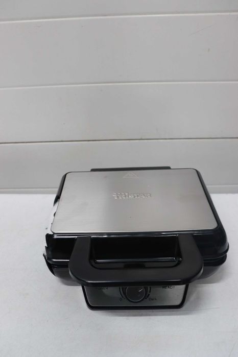 Tristar WF-2195 Гофретник  2 гофрети - 1000W с ДЕФЕКТ