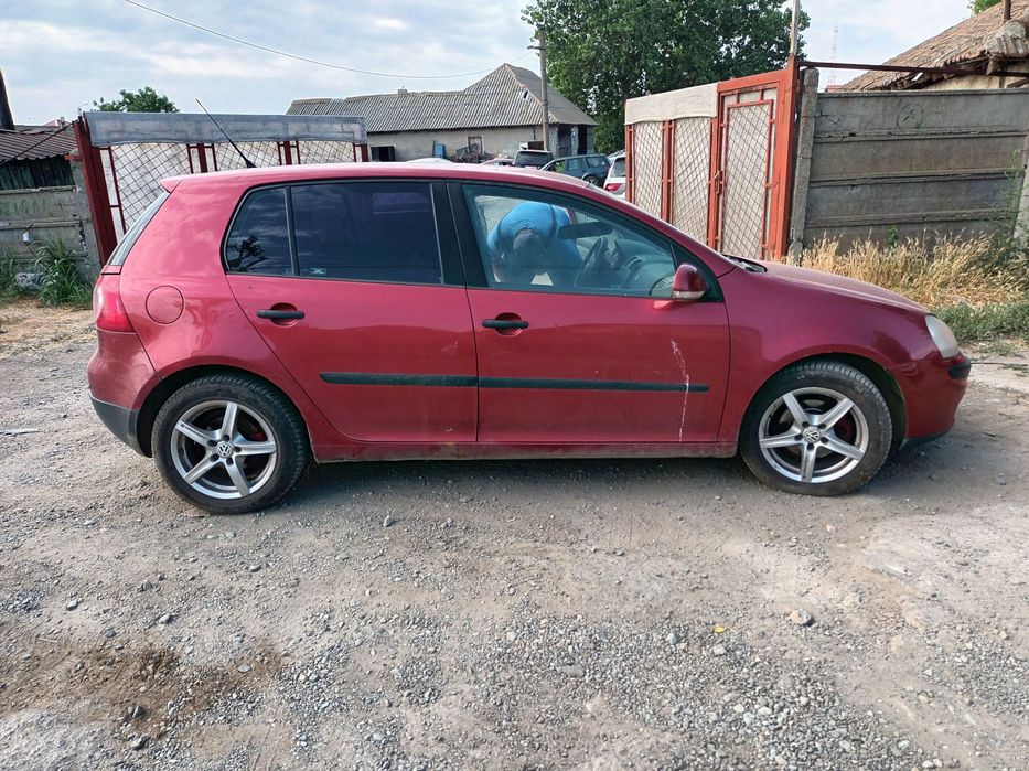 Dezmembrari  VW GOLF 5  2003  > 2009 1.9 TDI Motorina