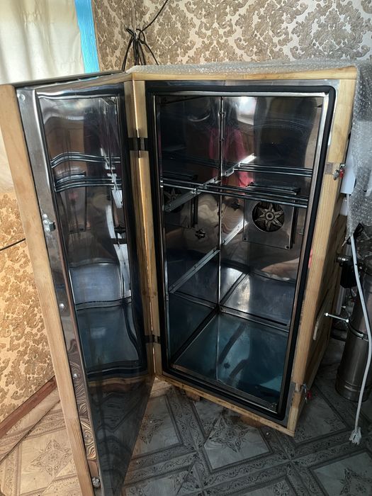 Продам коптильный шкаф