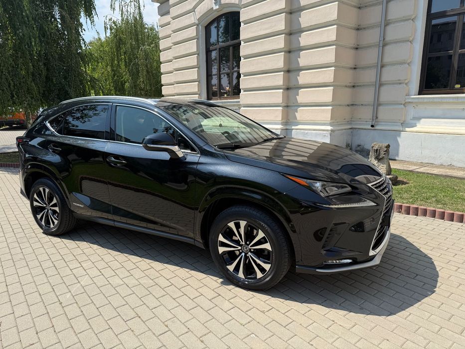 Lexus Seria NX Unic proprietar , achiziționată de nouă rep.Lexus.km 105000.