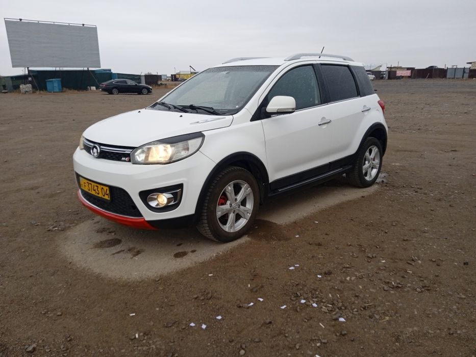 Ховер-М4 кроссовер.