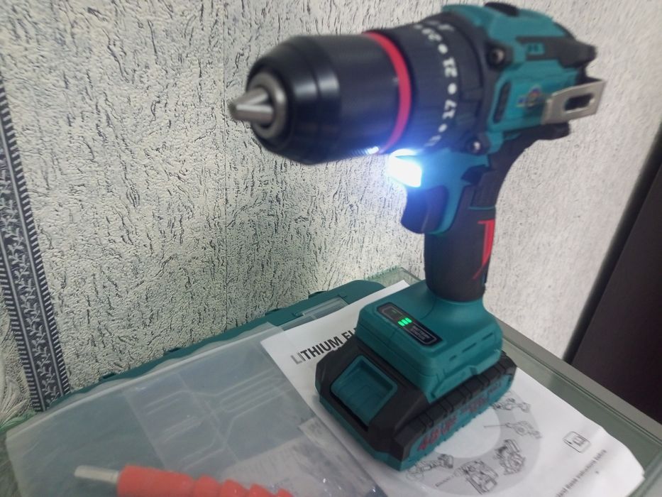 Бесщёточный новый шуруповёрт 13мм