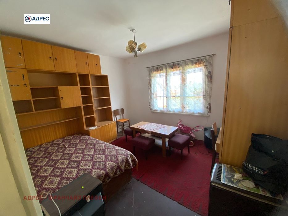 Къща в Враца, област-с.Чирен площ 162 цена 48000