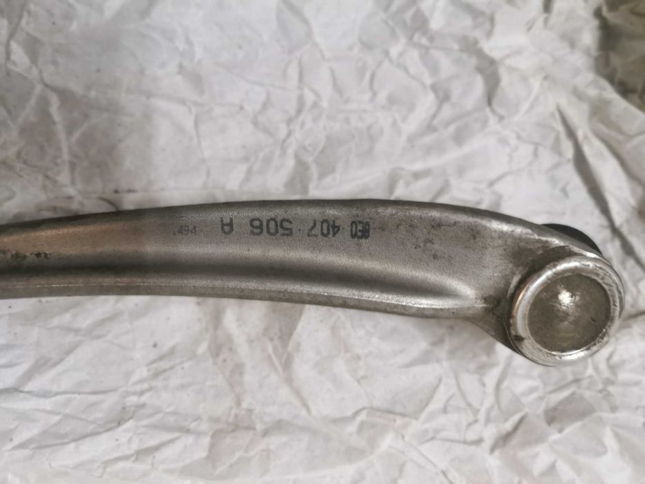 Оригинални AUDI*АУДИ - LEMFÖRDER Носачи/Германия