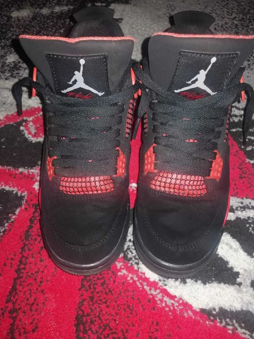 Air Jordan 4 Red Thunder