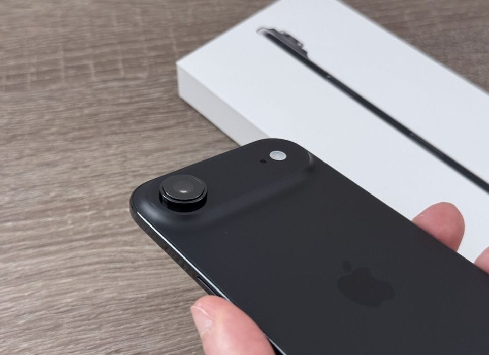 Продам Iphone 17 air в идеальном состочнии