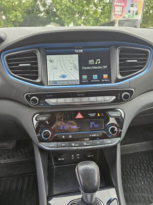 Masina De inchiriat, inchiriere auto, ridesharing, UBER, BOLT
