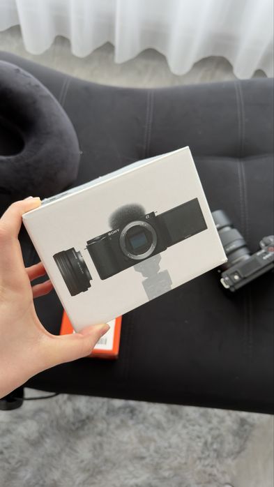 Продам фото/видеокамеру Sony zv-e10