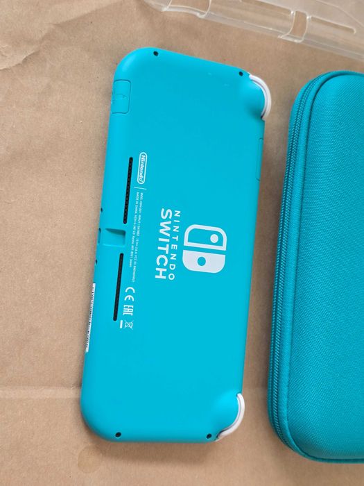 Nintendo Switch Turquoise 128GB карта, Калъф, Протектор и Гръбче