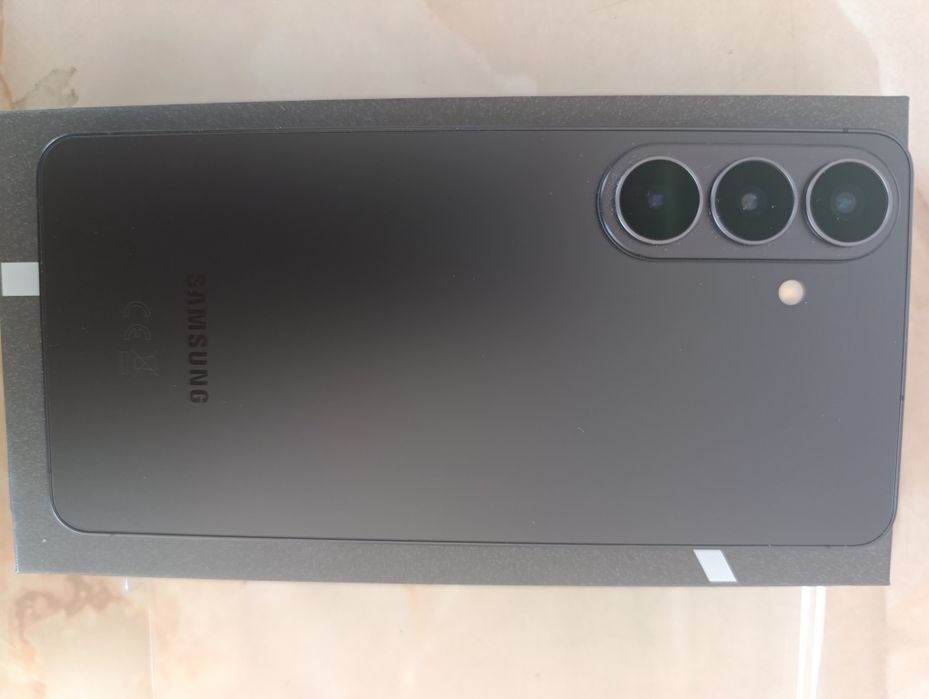 Samsung galaxy S26+